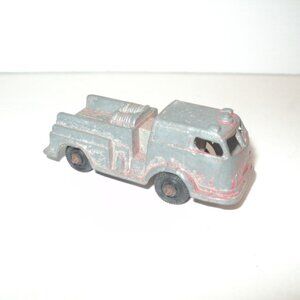 TootsieToy Vintage 1950's Chicago Pumper Fire Truck Red Diecast 2 1/4" 1:64